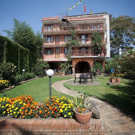 Maya Guest House Thimi Bagian luar foto