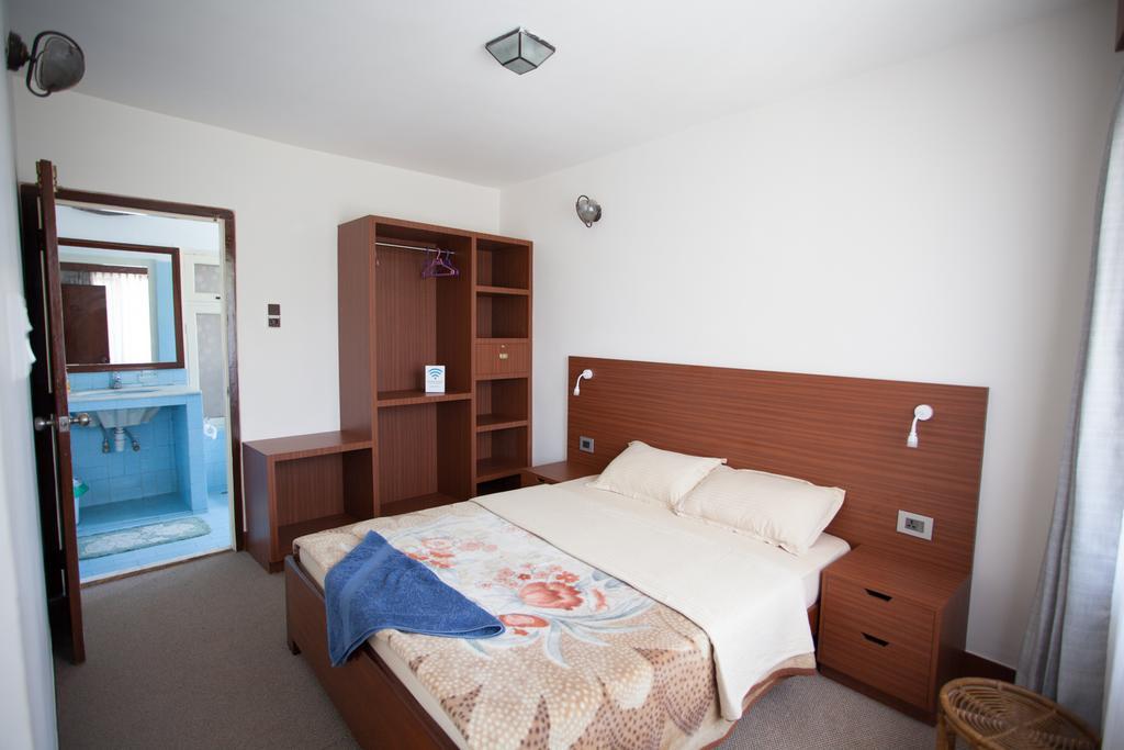 Maya Guest House Thimi Bagian luar foto